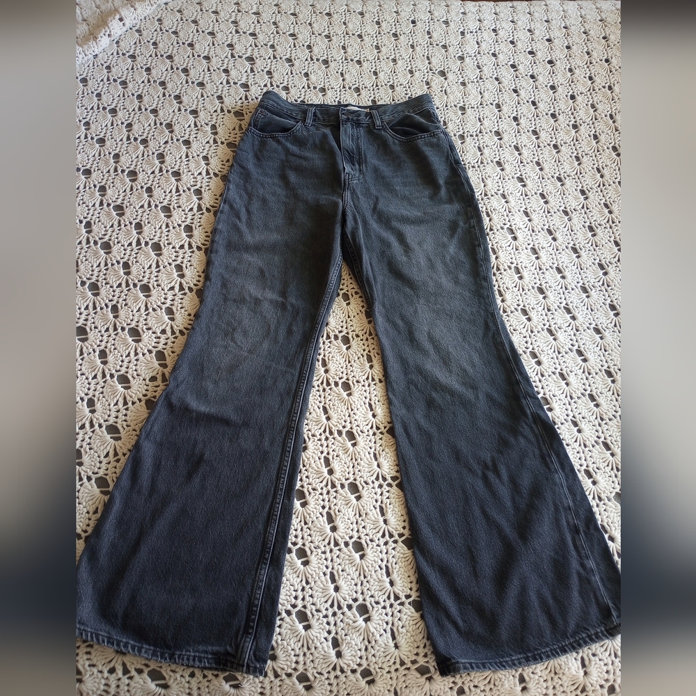 Levi's 70s high rise flare